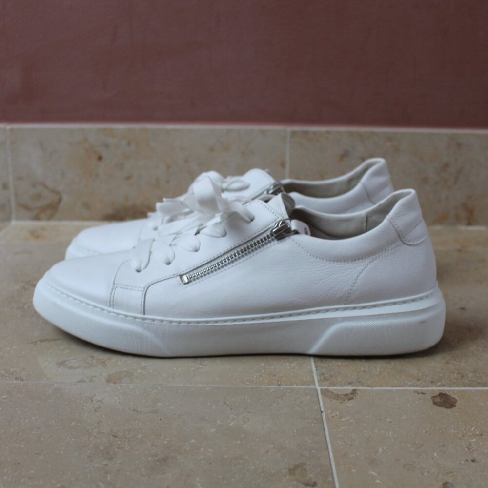 Gabor White Sneakers Double Zip sz 7.5  US 10 and Euro 41